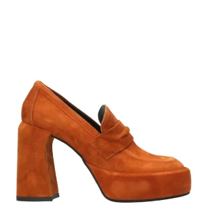 Elena Iachi | Decolletè Bruciato