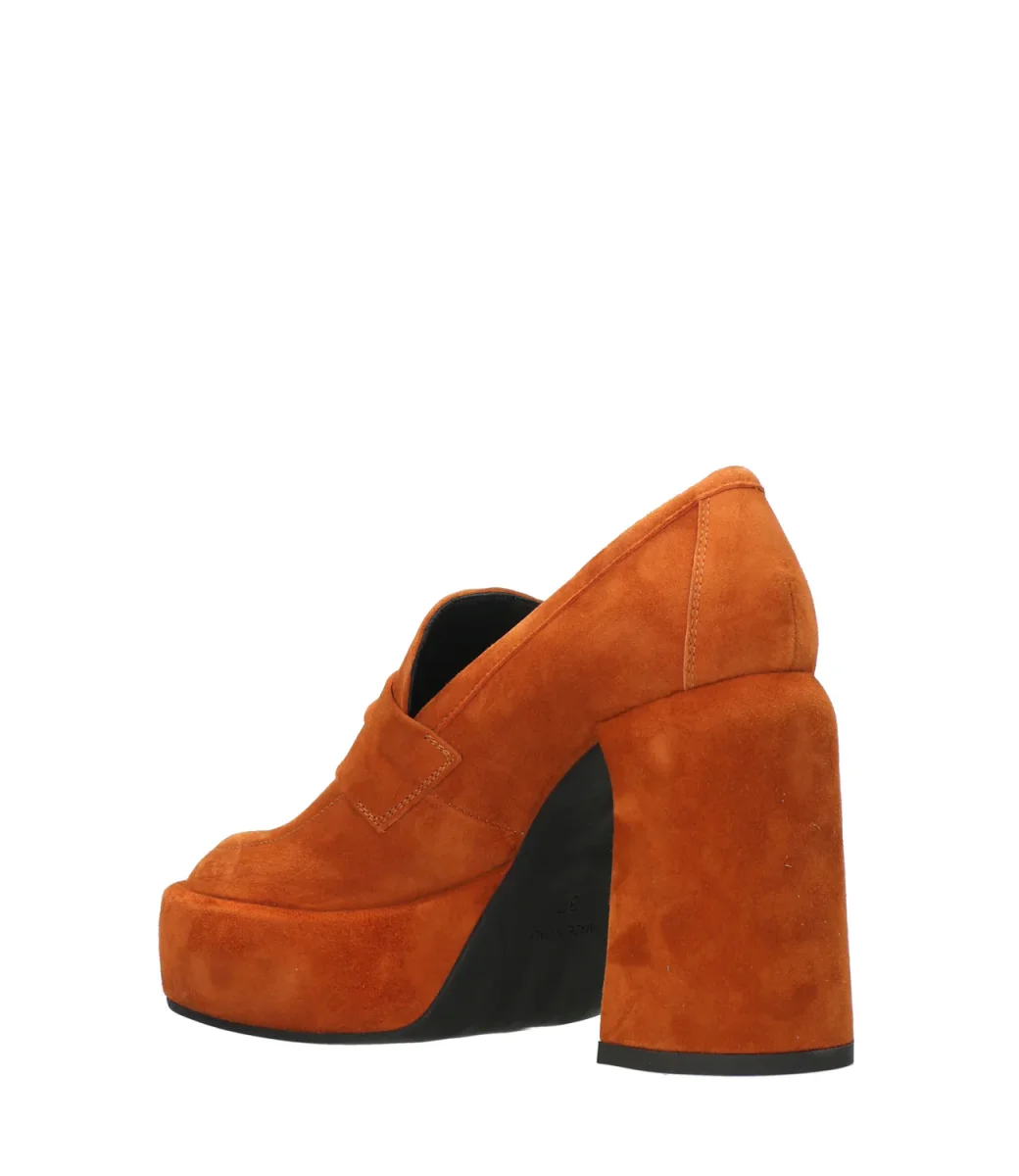 Elena Iachi | Decolletè Bruciato - immagine 5