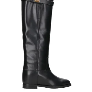 Via Roma 15 | Stivale Nero